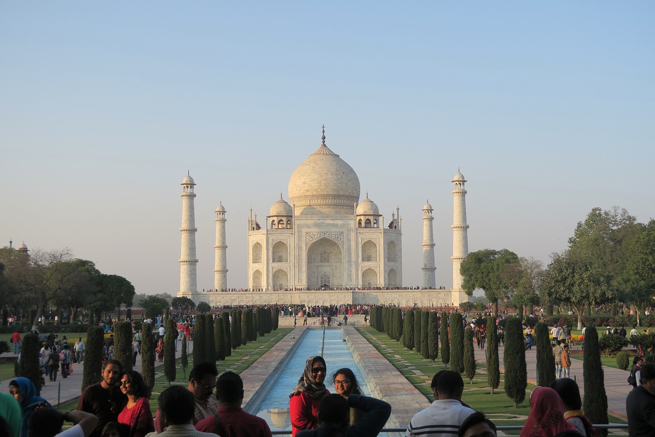 鄧卅新聞最新動態(tài)，城市發(fā)展與民生改善同步前行