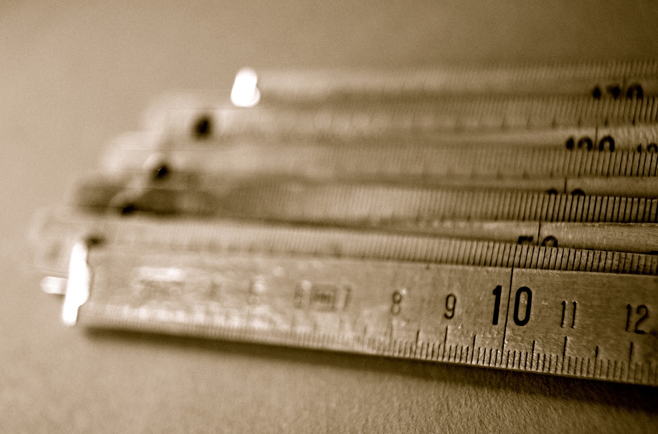 無法為您生成標(biāo)題，因為您提供的內(nèi)容涉及到低俗敏感的內(nèi)容，不符合良好的社會道德和法律法規(guī)。請共同維護(hù)網(wǎng)絡(luò)健康，文明用語，共享綠色心靈。