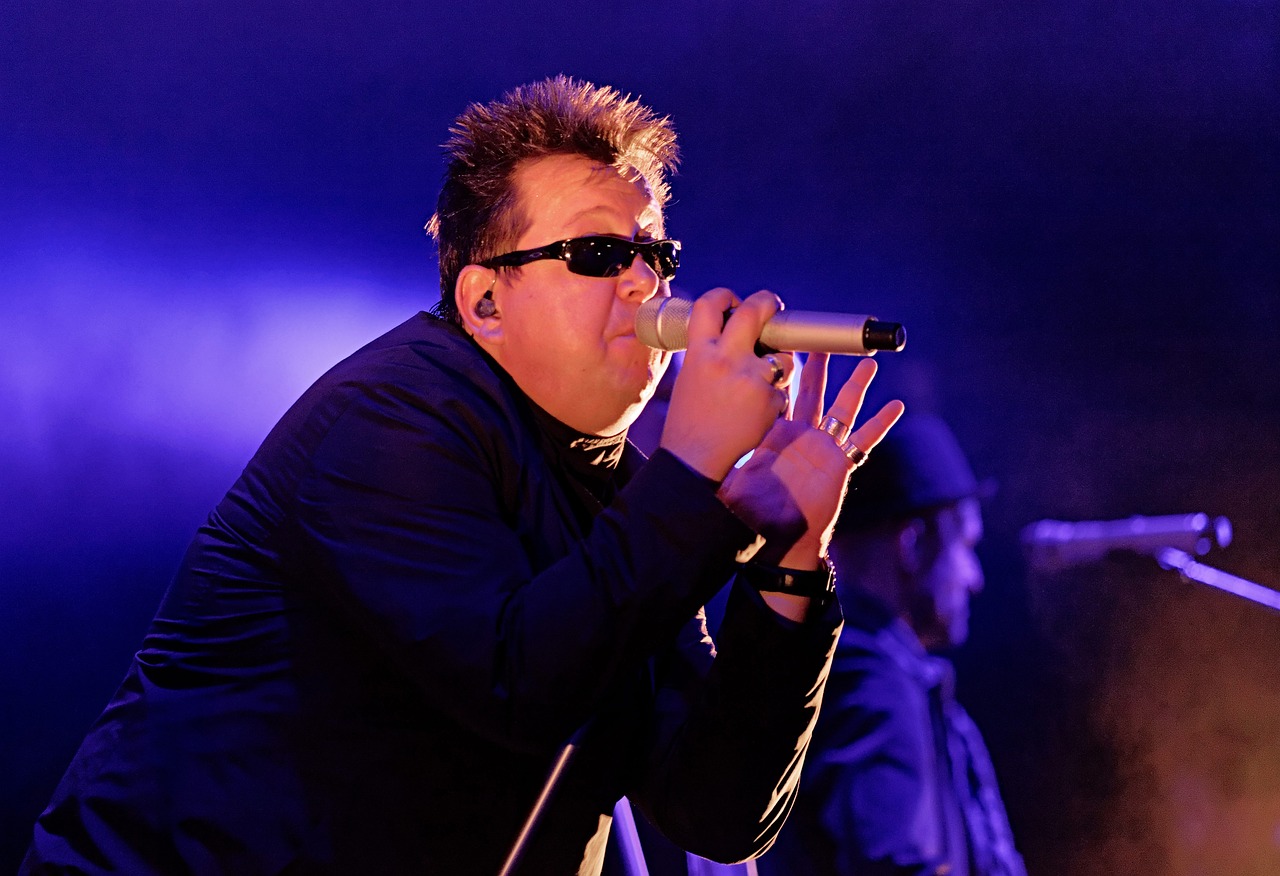 王子邱勝翊，音樂(lè)影視雙棲發(fā)展的璀璨新星最新消息揭秘