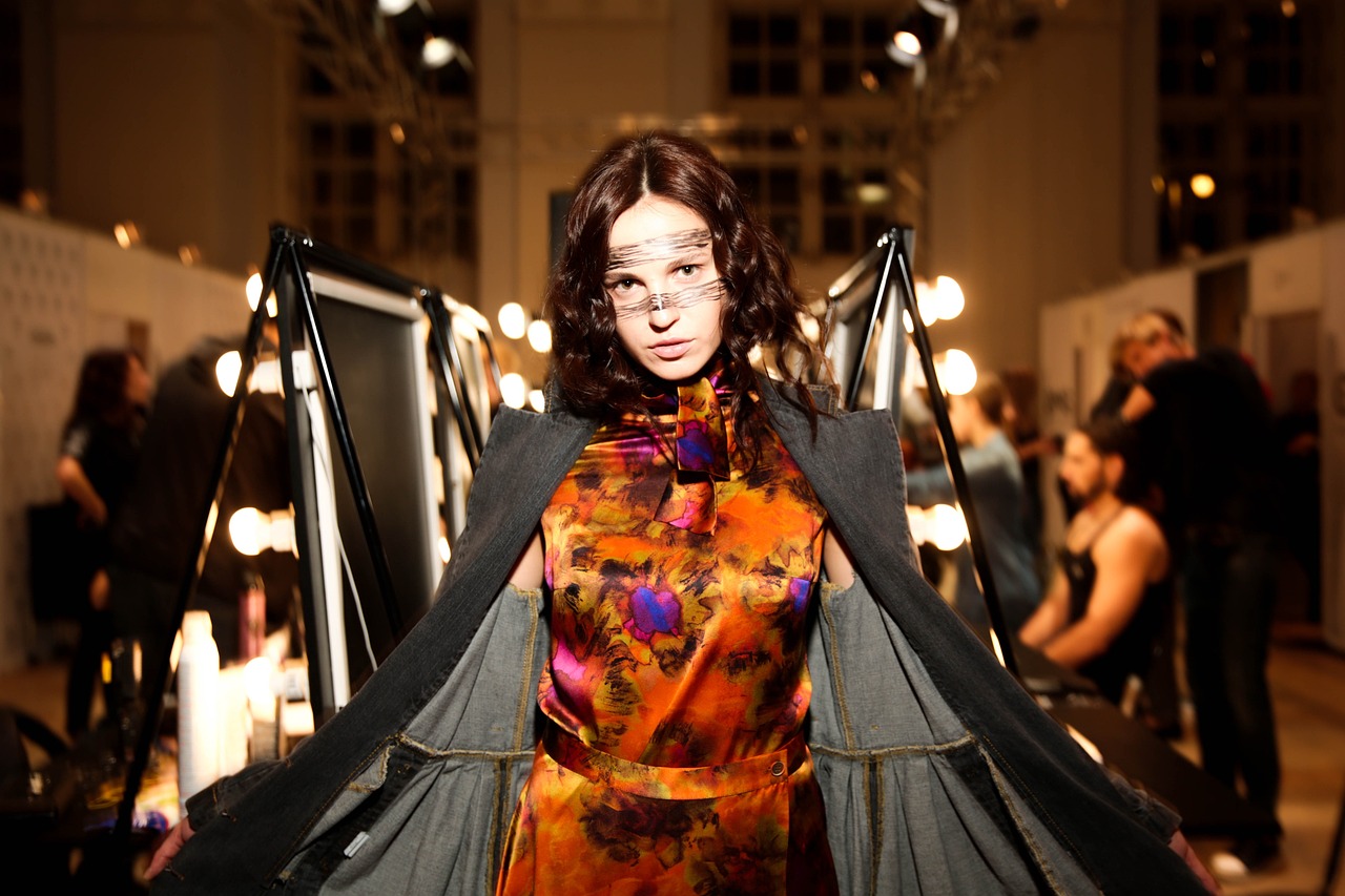 最新款七十二變女裝，時尚魅力的無限演繹與演繹風采