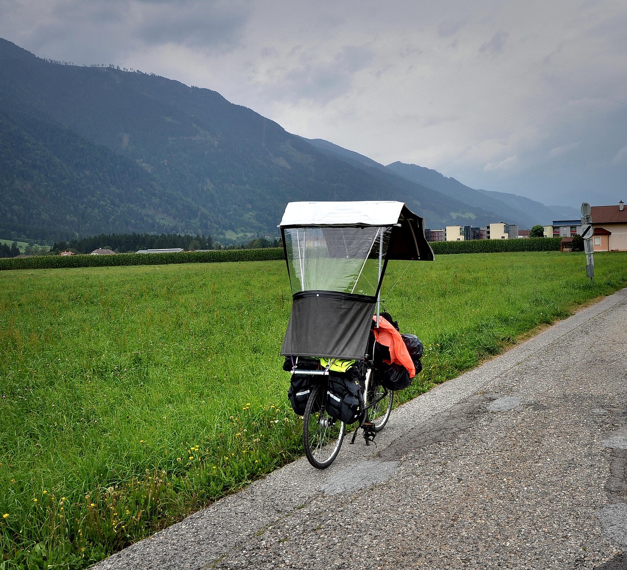 心藝電動(dòng)車(chē)2016最新款，無(wú)界之旅的探索之旅