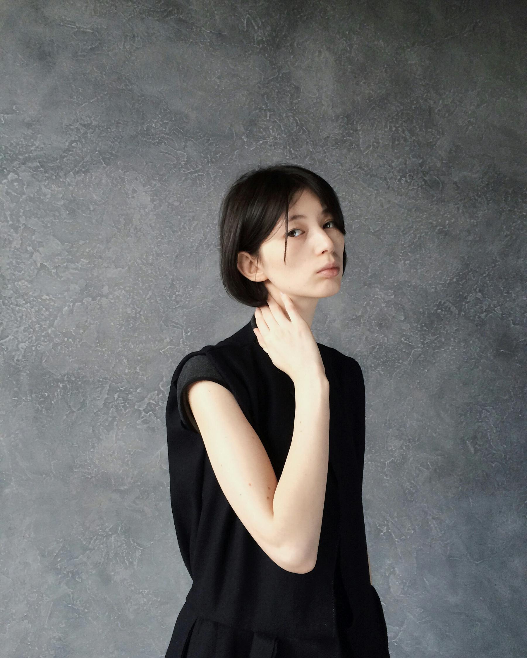 歐美風(fēng)女頭像最新時(shí)尚潮流版本，詮釋時(shí)尚魅力的精選頭像